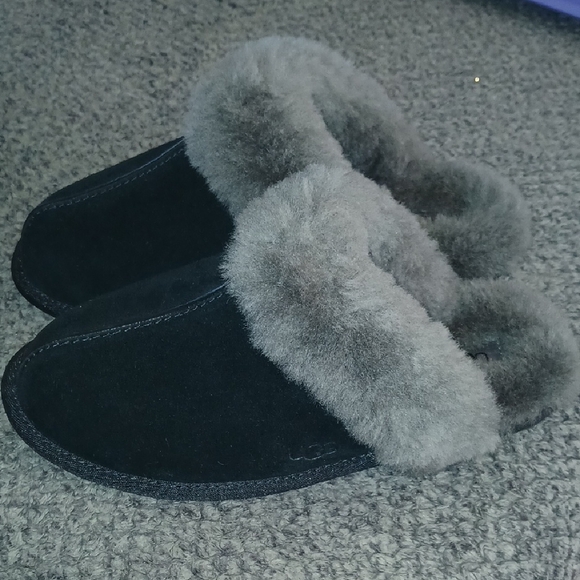 UGG Shoes - Ugg Scuffette II Black Slippers